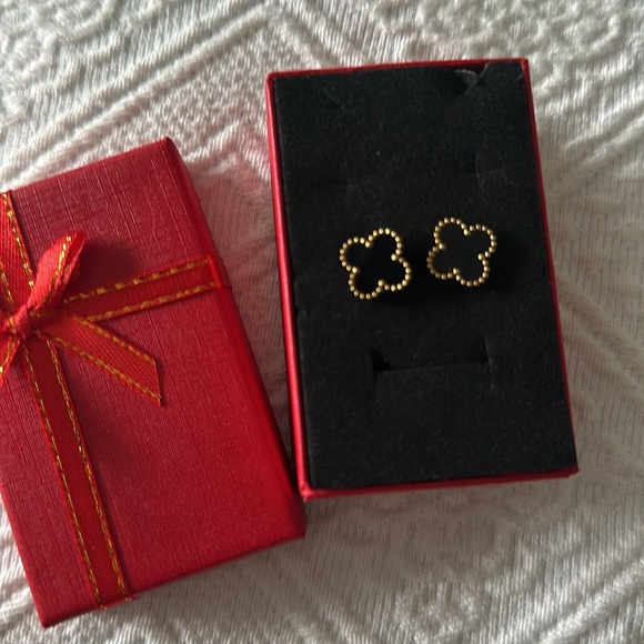 Black and Gold Tone Clover Earrings - Picture 2 of 3